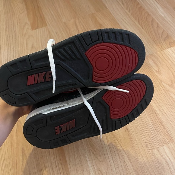 Nike air assault high 6Y - Picture 2 of 4